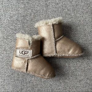 UHG Infant Erin Boots - EUC Worn Once